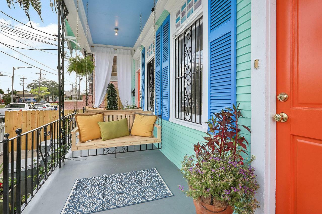 Modern Victorian House With Relaxing Courtyard Villa New Orleans Exterior photo