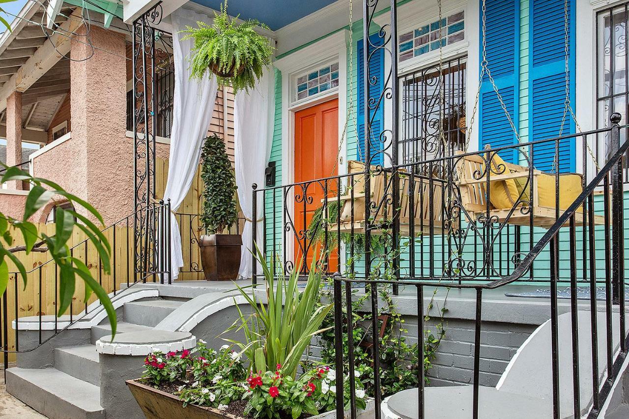 Modern Victorian House With Relaxing Courtyard Villa New Orleans Exterior photo